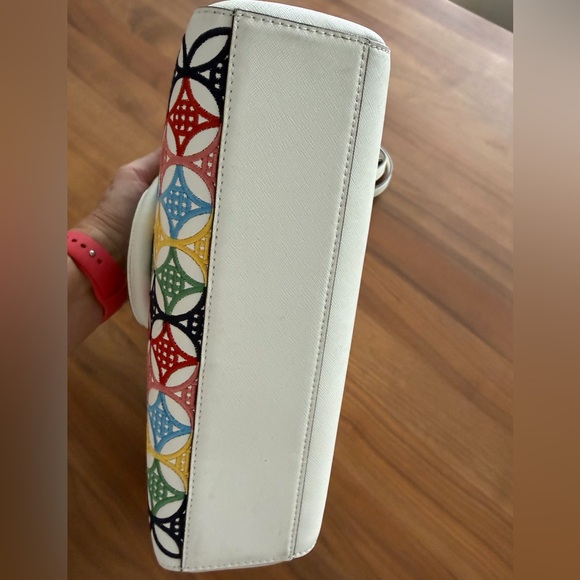 Multicolor Embroidery Patterned Purse with Shoulder Strap. White satin lining. - Picture 6 of 9